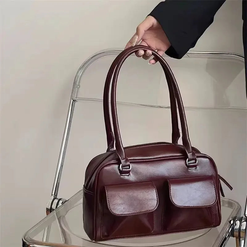 Vintage-Inspired Leather Handbag