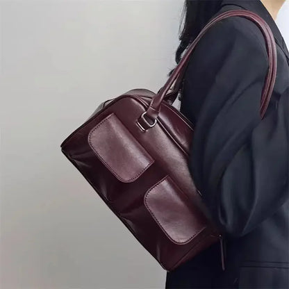 Vintage-Inspired Leather Handbag