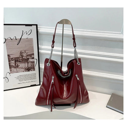 Luxe Patent Leather Chain Bag